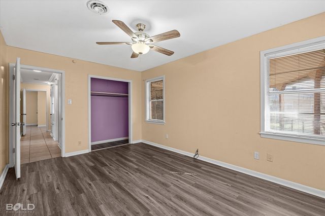 2710 Higgins Street, Shreveport, LA 71104