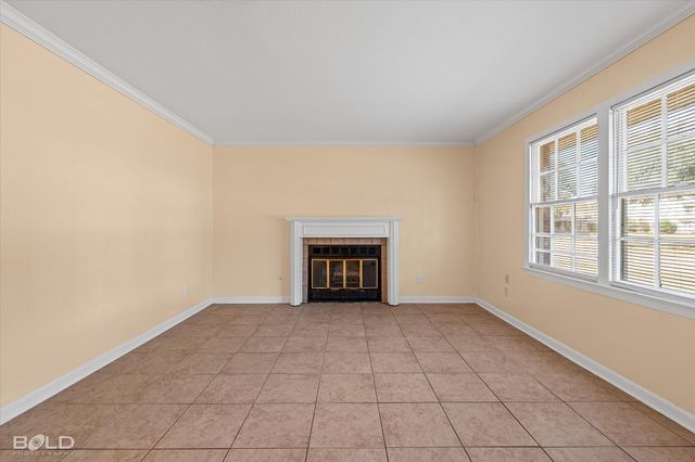 2710 Higgins Street, Shreveport, LA 71104