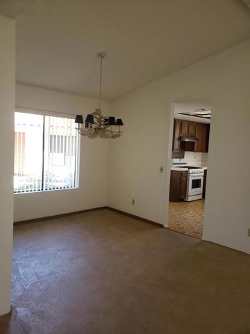 329 S Sierra Madre S, Palm Desert, CA 92260