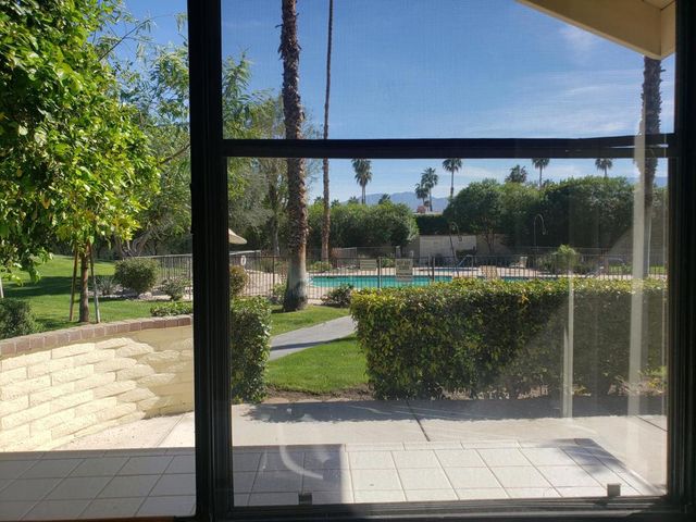 329 S Sierra Madre S, Palm Desert, CA 92260