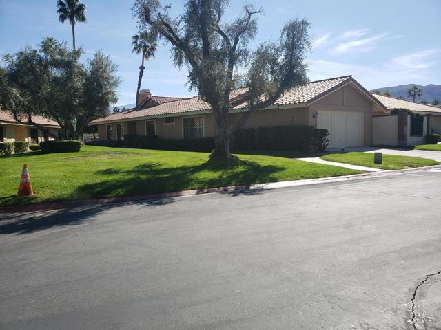 329 S Sierra Madre S, Palm Desert, CA 92260
