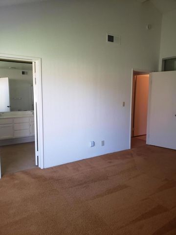 329 S Sierra Madre S, Palm Desert, CA 92260