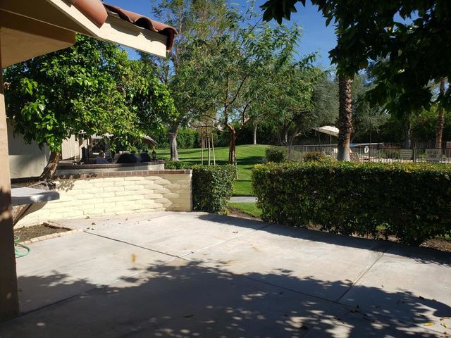 329 S Sierra Madre S, Palm Desert, CA 92260