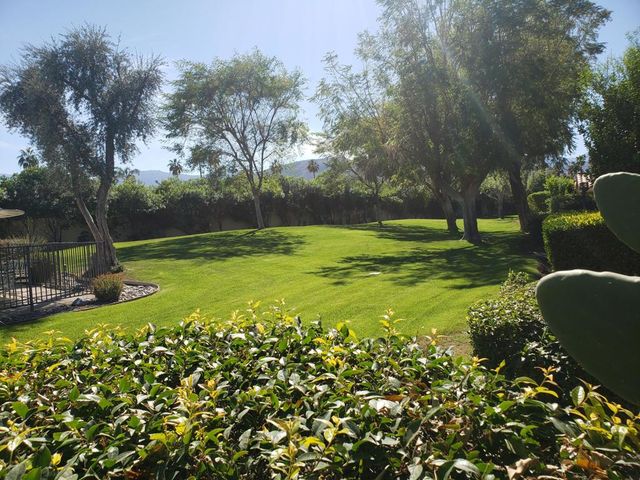 329 S Sierra Madre S, Palm Desert, CA 92260