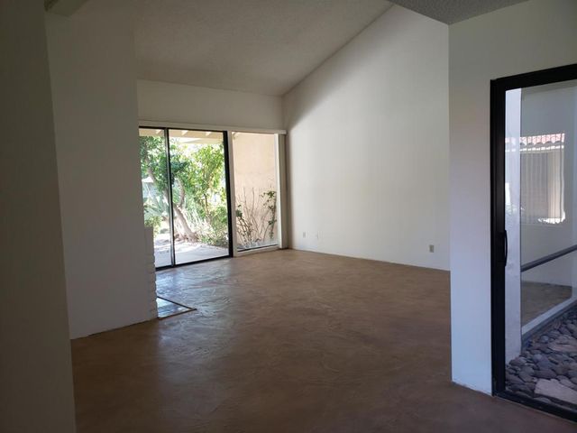 329 S Sierra Madre S, Palm Desert, CA 92260