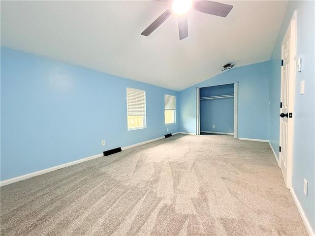 11221 Herrick Avenue, Kansas City, MO 64134