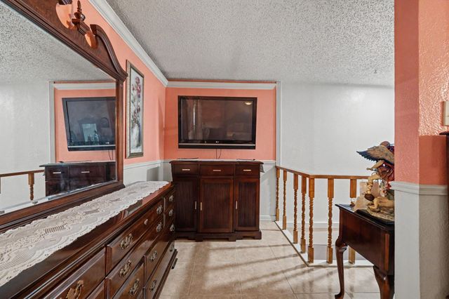 922 Peach Spring Drive, Houston, TX 77088