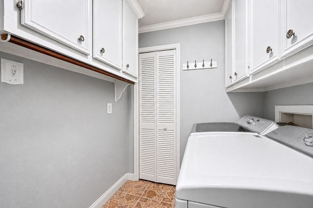 922 Peach Spring Drive, Houston, TX 77088