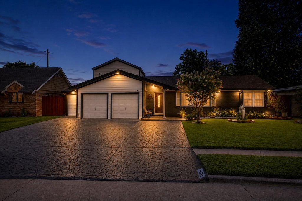 922 Peach Spring Drive, Houston, TX 77088