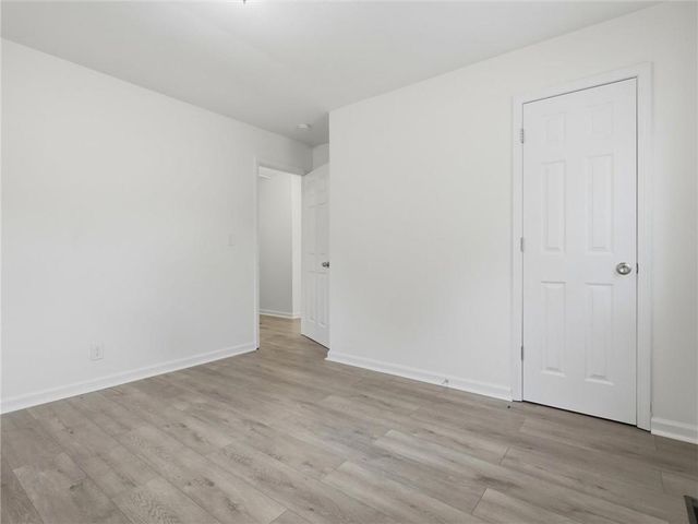 2309 S Crescent Avenue, Independence, MO 64052