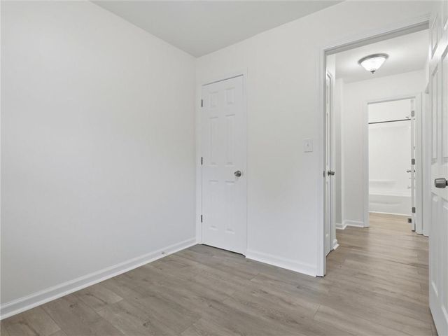 2309 S Crescent Avenue, Independence, MO 64052