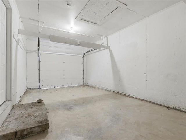 2309 S Crescent Avenue, Independence, MO 64052