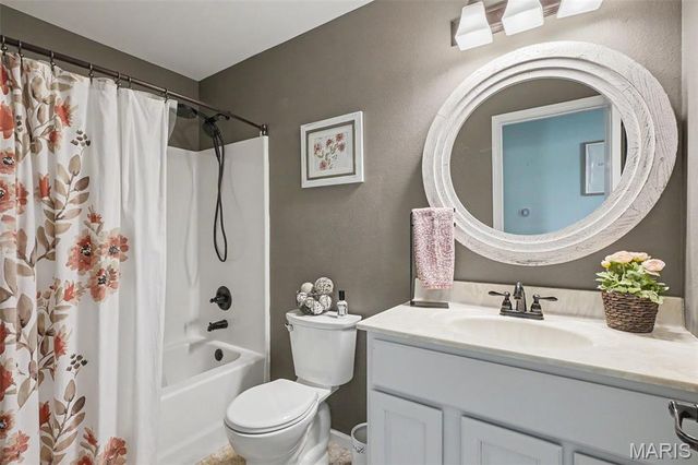 501 Micahs Way, Columbia, IL 62236