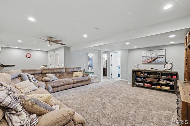 501 Micahs Way, Columbia, IL 62236