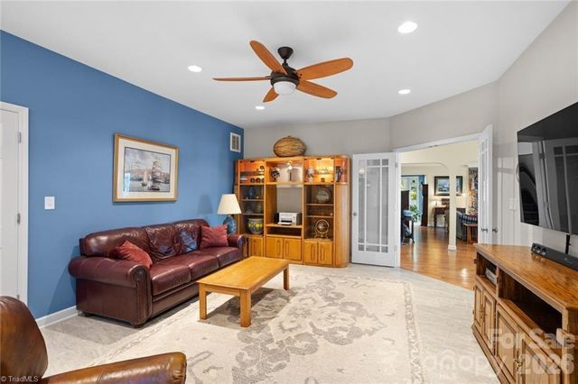 144 Riverside Court, Lexington, NC 27292