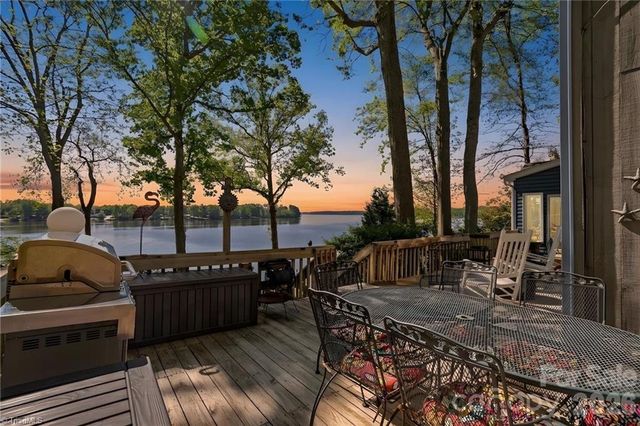 144 Riverside Court, Lexington, NC 27292