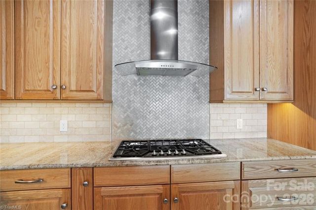 144 Riverside Court, Lexington, NC 27292