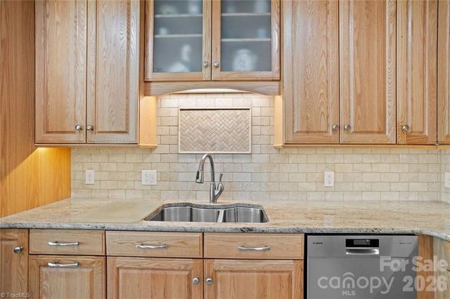 144 Riverside Court, Lexington, NC 27292