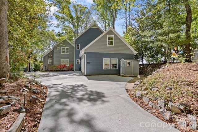 144 Riverside Court, Lexington, NC 27292