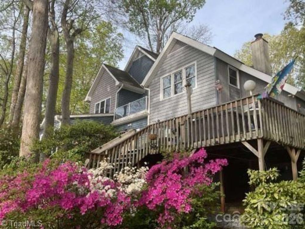 144 Riverside Court, Lexington, NC 27292