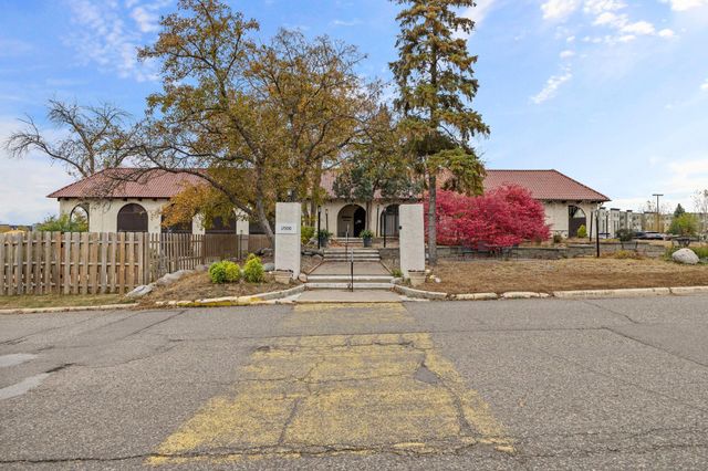 12992 Nicollet Avenue 102, Burnsville, MN 55337