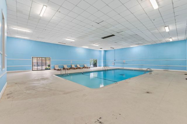 12992 Nicollet Avenue 102, Burnsville, MN 55337