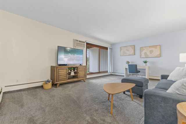 12992 Nicollet Avenue 102, Burnsville, MN 55337