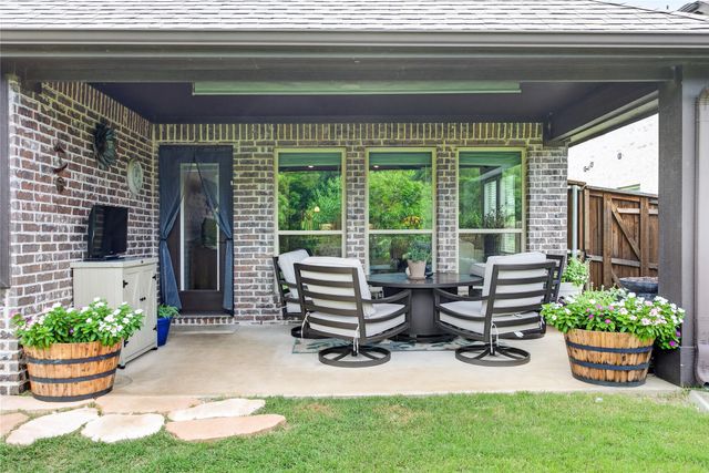 628 Lake Cove Drive, Little Elm, TX 75068