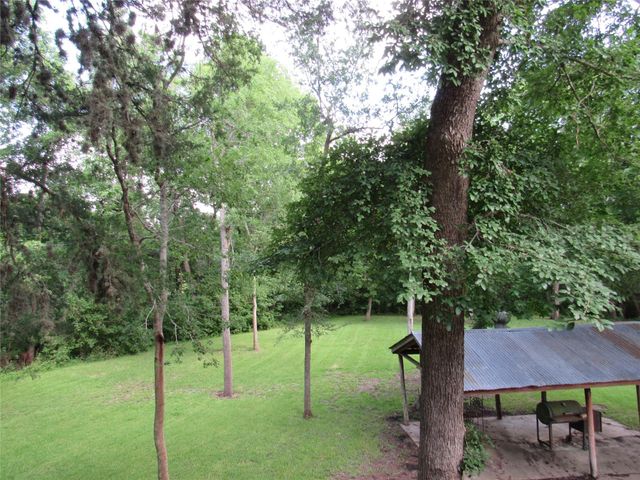 9491 Rocky Road, Bellville, TX 77418