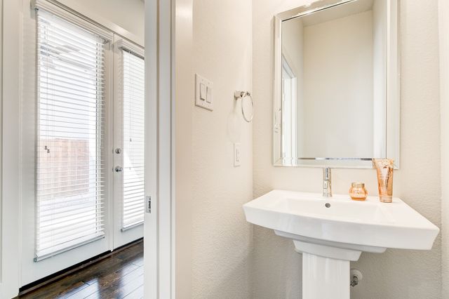 2816 Merrimac Street, Fort Worth, TX 76107