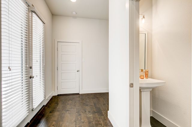 2816 Merrimac Street, Fort Worth, TX 76107