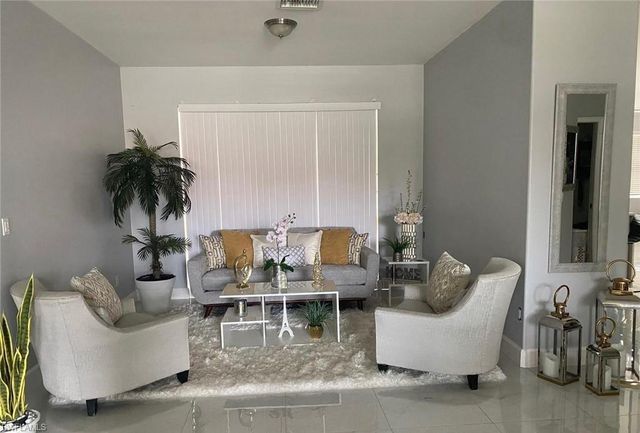 9561 Blue Stone CIR, Fort Myers, FL 33913