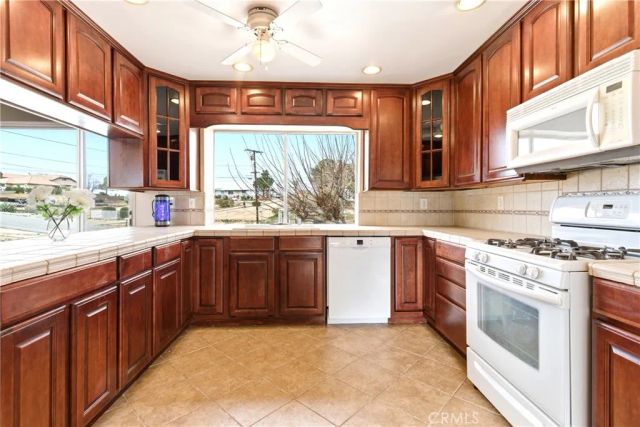 18785 Talisman, Hesperia, CA 92345