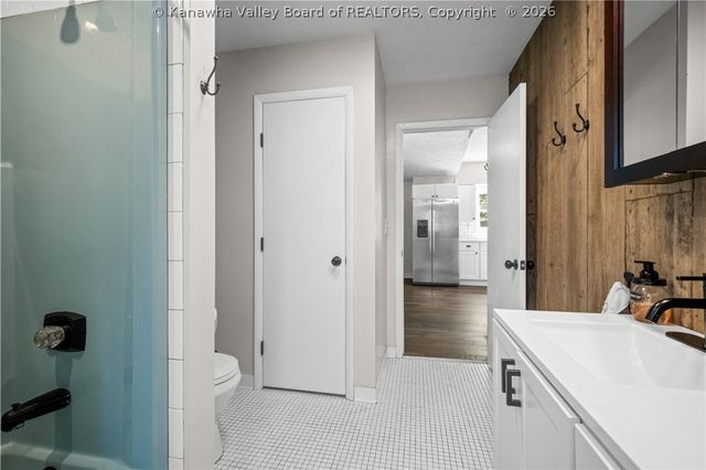 4820 Washington Street W, Charleston, WV 25312