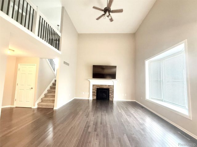 28948 Pinehurst Drive, Chesterfield Township, MI 48051