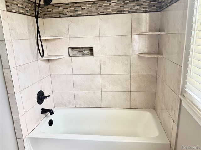 28948 Pinehurst Drive, Chesterfield Township, MI 48051