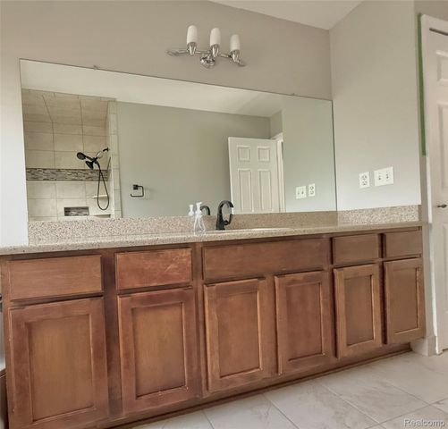 28948 Pinehurst Drive, Chesterfield Township, MI 48051