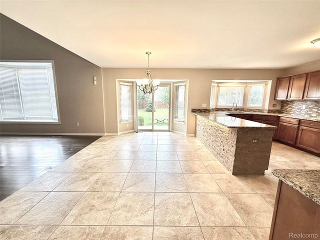 28948 Pinehurst Drive, Chesterfield Township, MI 48051