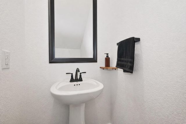 21219 Fiery Skipper Drive, Cypress, TX 77433