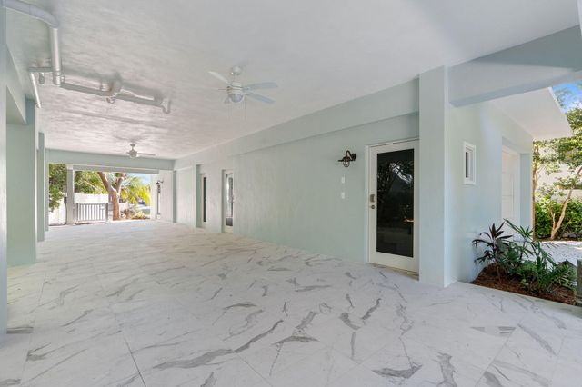 201 Harbor Drive, Plantation Key, FL 33036