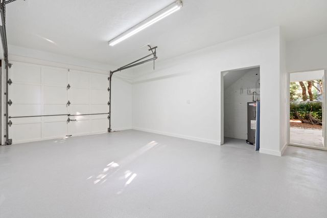 201 Harbor Drive, Plantation Key, FL 33036