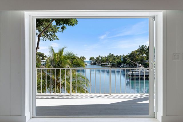 201 Harbor Drive, Plantation Key, FL 33036