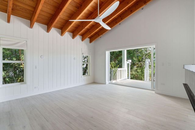 201 Harbor Drive, Plantation Key, FL 33036