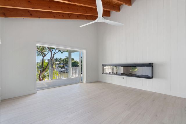 201 Harbor Drive, Plantation Key, FL 33036