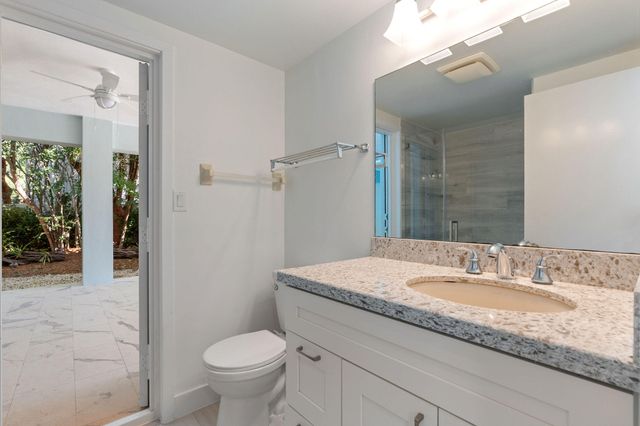 201 Harbor Drive, Plantation Key, FL 33036