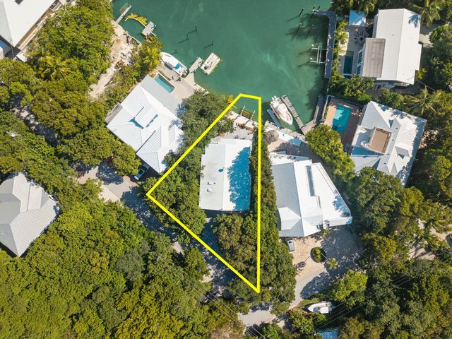 201 Harbor Drive, Plantation Key, FL 33036