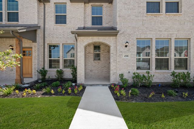 4508 Avion Drive, Sanger, TX 76266