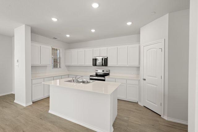 4508 Avion Drive, Sanger, TX 76266