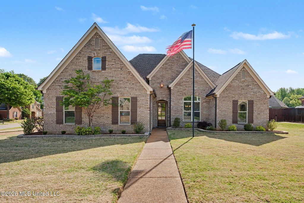 6826 Monica Lane, Olive Branch, MS 38654 — exterior