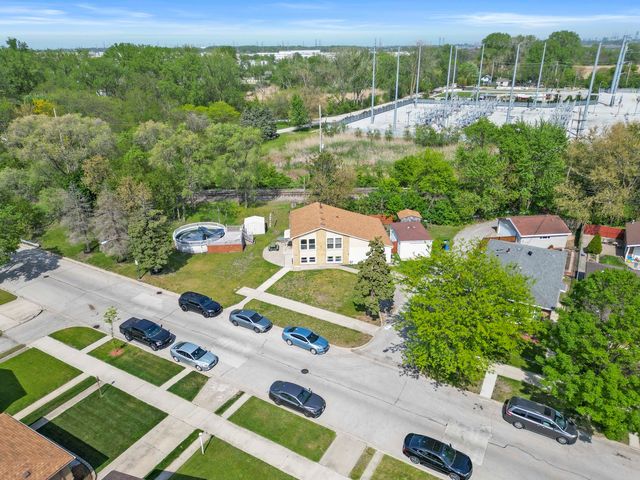 12713 S Escanaba Avenue, Chicago, IL 60633